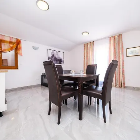 Villa Mirjana Trogir Exterior photo