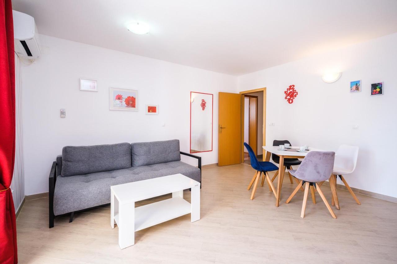 Apartment Mirjana Trogir